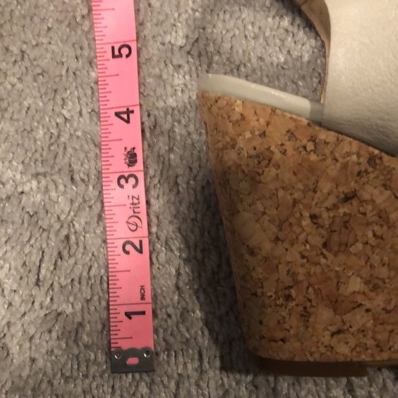 Sandals - Picture 9 of 9